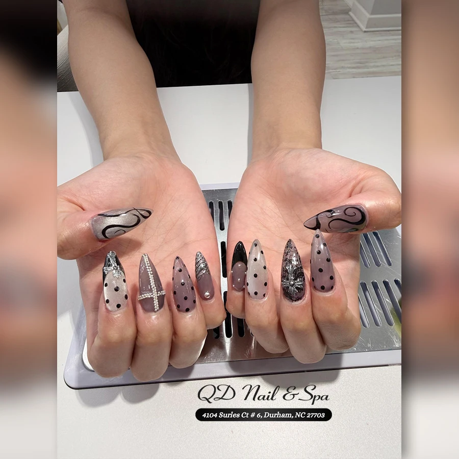 Q D Nails & Spa 